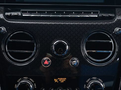 Certified 2025 Rolls-Royce Cullinan Black Badge AWD/4WD image 51