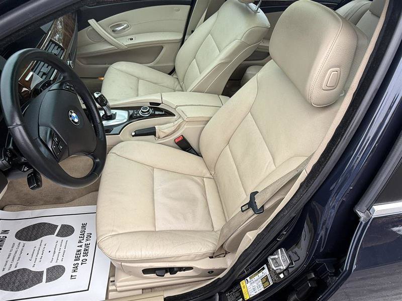 Used 2010 BMW 528i Sedan RWD image 10