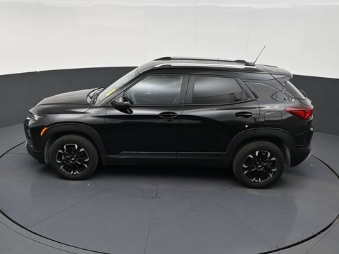 Used 2023 Chevrolet TrailBlazer LT FWD image 13