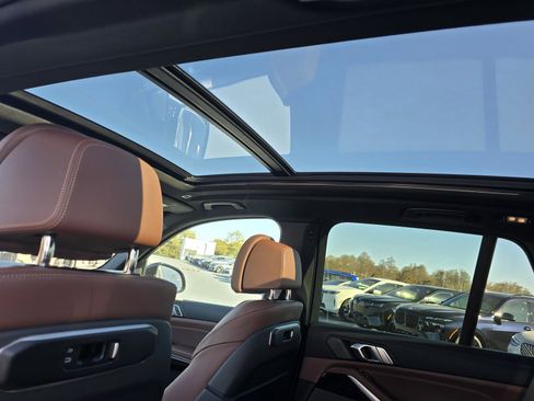 New 2026 BMW X5 sDrive40i w/ M Sport Package image 24