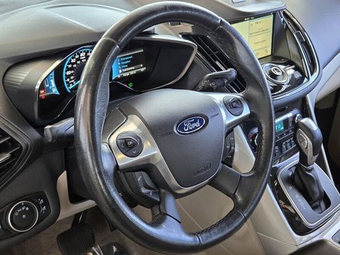 Used 2016 Ford C-MAX Energi SEL w/ Equipment Group 303A FWD image 24