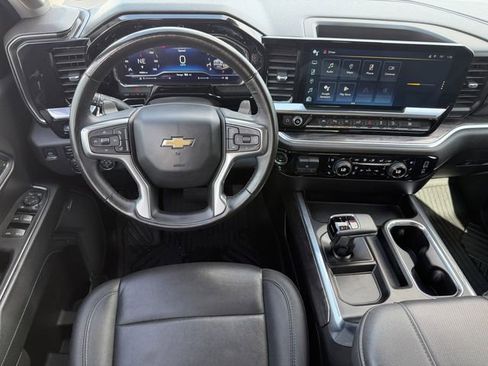 Used 2023 Chevrolet Silverado 1500 LTZ image 13