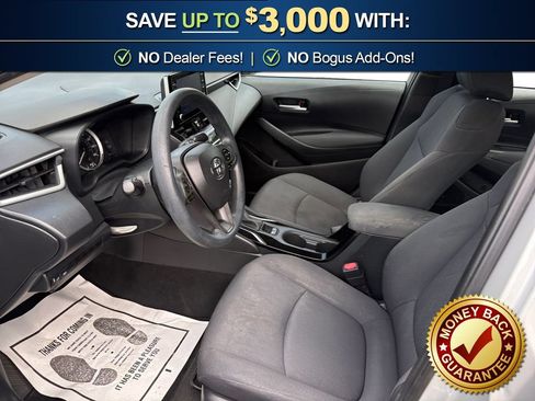 Used 2020 Toyota Corolla LE FWD image 14