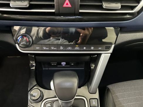 Used 2022 Kia Seltos S image 23