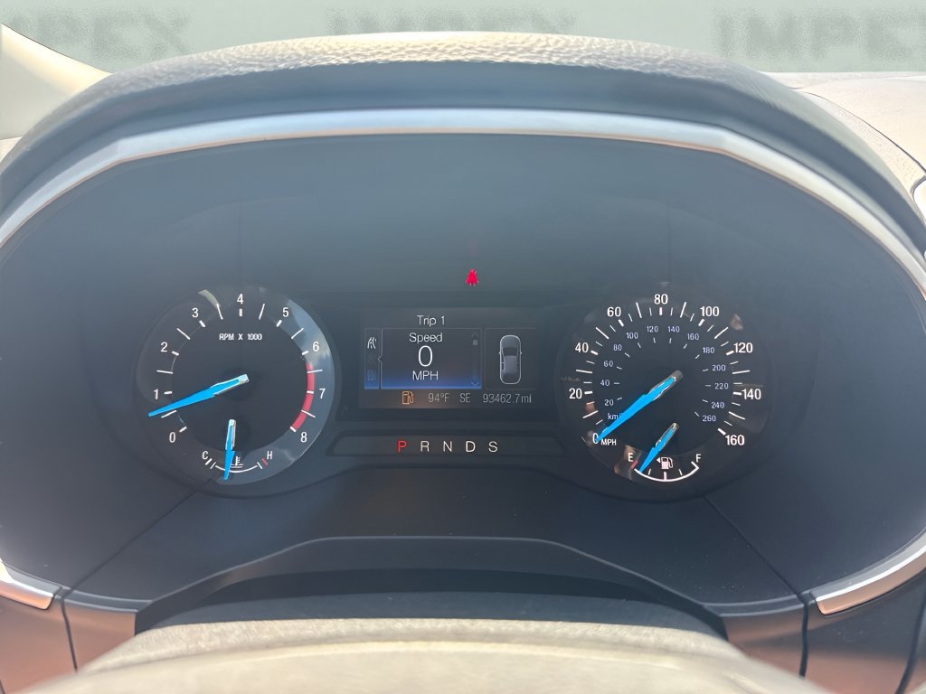 Used 2018 Ford Edge SEL FWD image 25