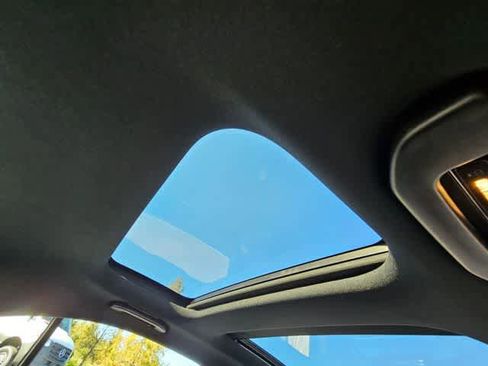 Used 2026 Mercedes-Benz C 300 Sedan image 21