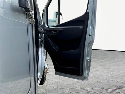 Used 2024 Mercedes-Benz Sprinter 3500 image 26