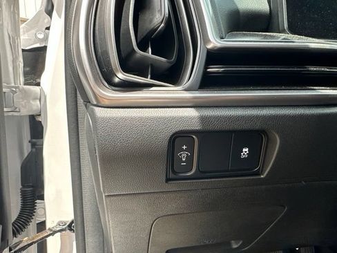Certified 2026 Kia Sorento LX FWD image 6
