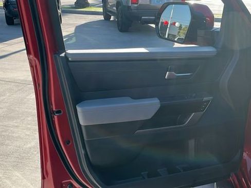 Used 2025 Toyota Sequoia Limited image 5