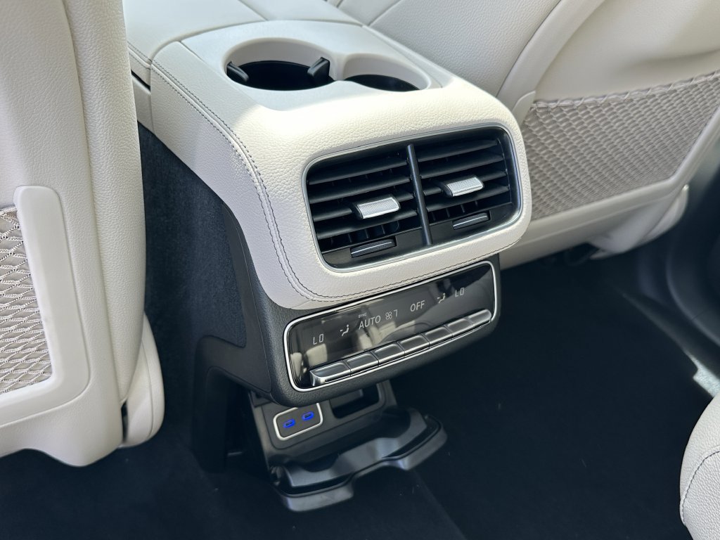 New 2026 Mercedes-Benz GLS 450 4MATIC image 27
