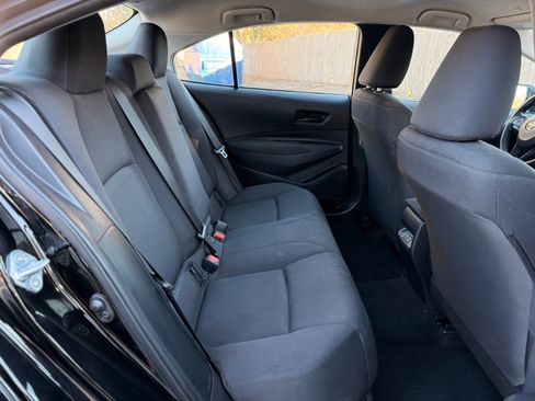 Used 2025 Toyota Corolla LE image 15