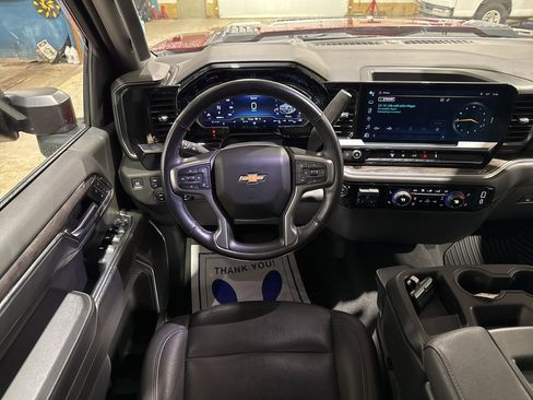 Used 2024 Chevrolet Silverado 2500 LTZ image 27