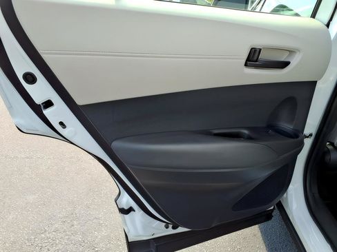 Certified 2026 Toyota Corolla Cross L FWD image 13