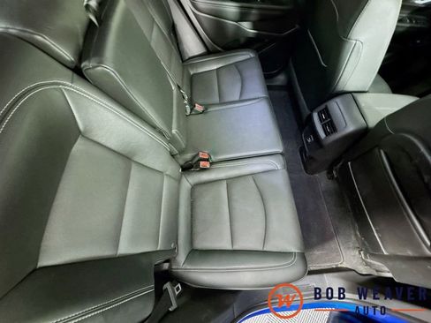 Used 2024 GMC Terrain SLT AWD/4WD image 35