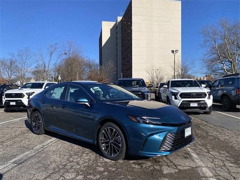 New 2026 Toyota Camry XLE image 1