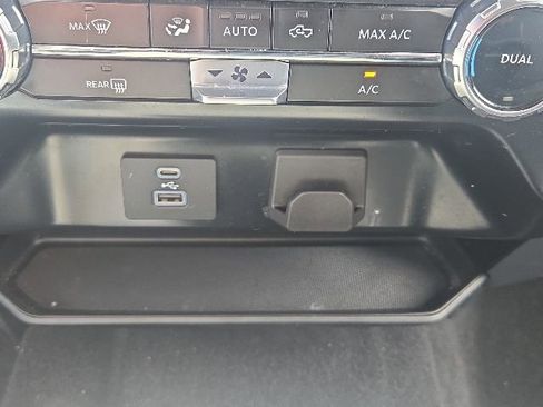 Used 2024 Ford F150 XLT AWD/4WD image 30