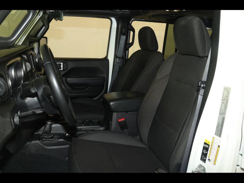 Used 2022 Jeep Wrangler Unlimited Sport AWD/4WD image 15