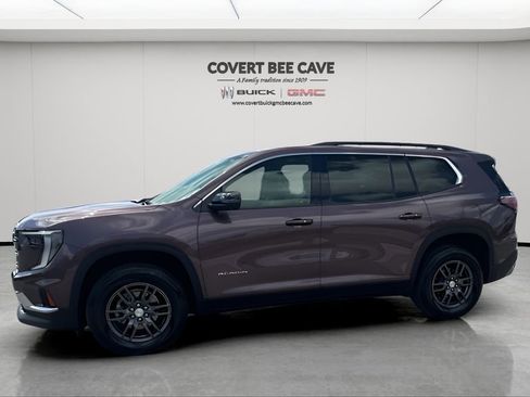 Used 2025 GMC Acadia Elevation image 4