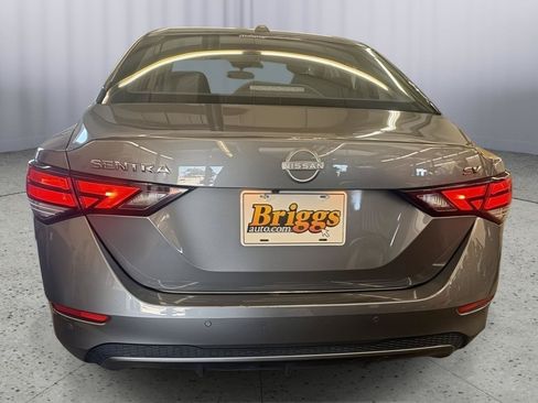 Used 2024 Nissan Sentra SV FWD image 4