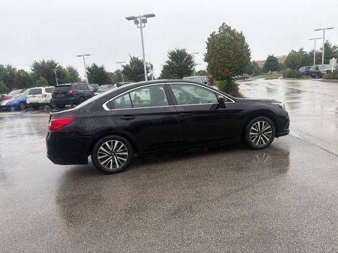 Used 2019 Subaru Legacy 2.5i Premium AWD/4WD image 17