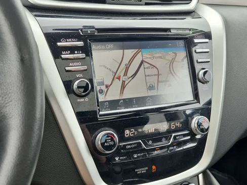 Used 2018 Nissan Murano Platinum FWD image 15