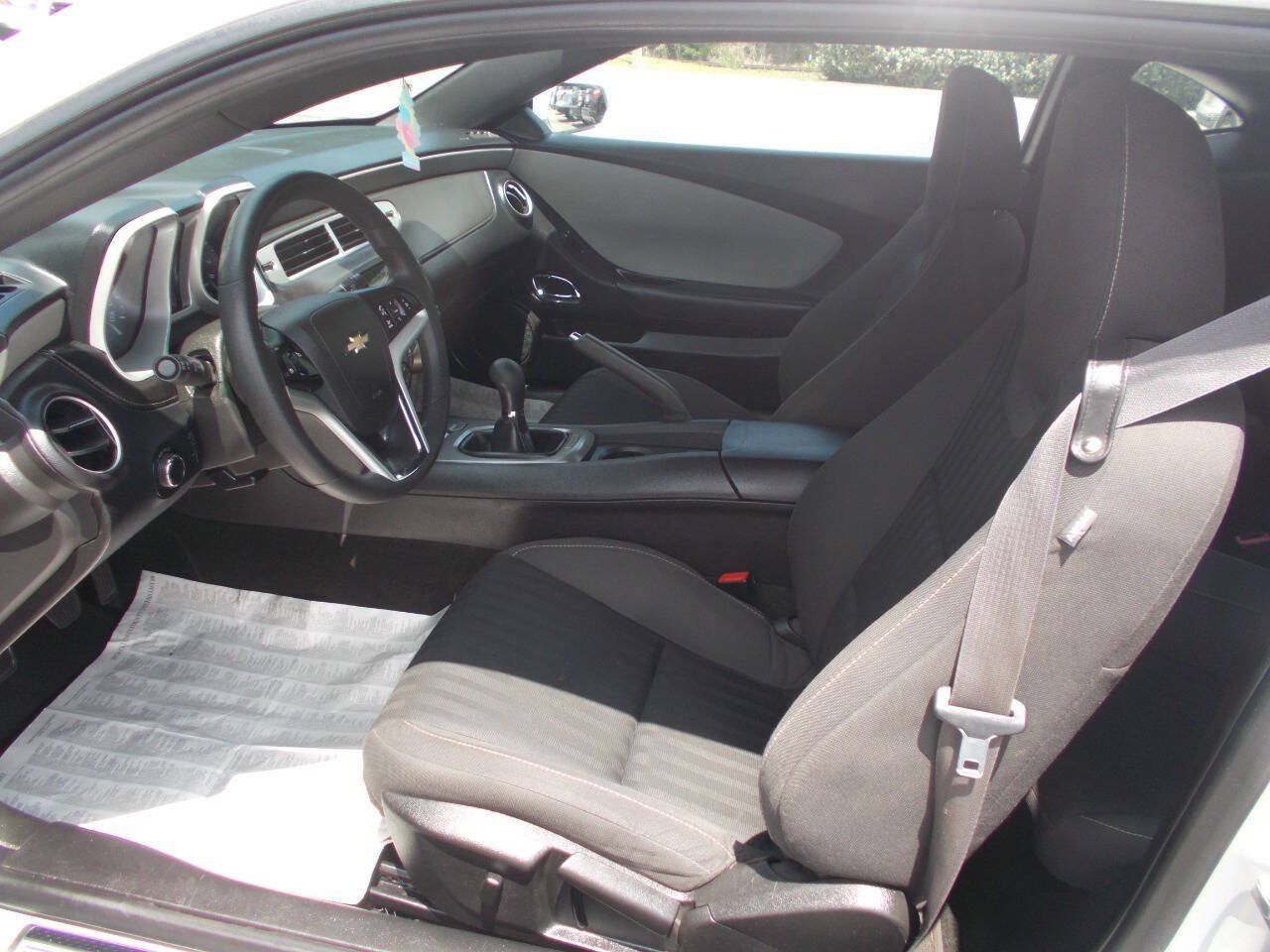 Used 2013 Chevrolet Camaro LS RWD image 5