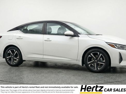 Used 2025 Nissan Sentra SV image 1
