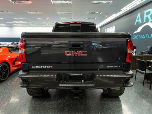 Used 2015 GMC Sierra 2500 Denali w/ Duramax Plus Package image 6