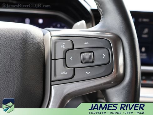 Used 2023 Chevrolet Silverado 1500 High Country w/ Technology Package AWD/4WD image 27
