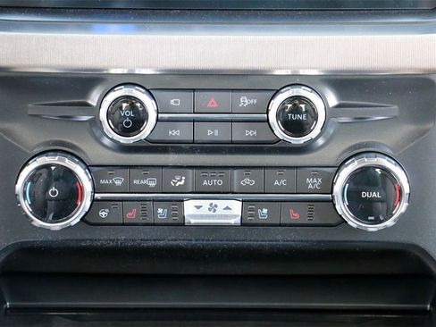 New 2026 Ford F350 Platinum w/ Platinum Plus Package image 34