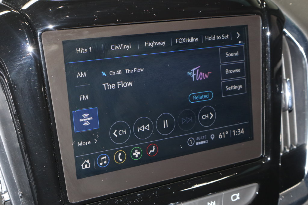 Used 2023 Chevrolet Traverse LT AWD/4WD image 26