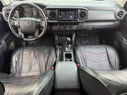 Used 2021 Toyota Tacoma SR w/ SR Convenience Package RWD image 11