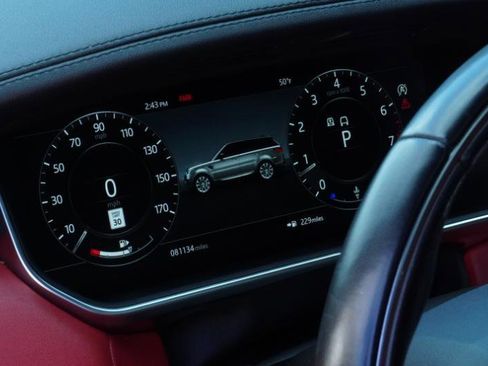 Used 2019 Land Rover Range Rover Sport Supercharged image 30