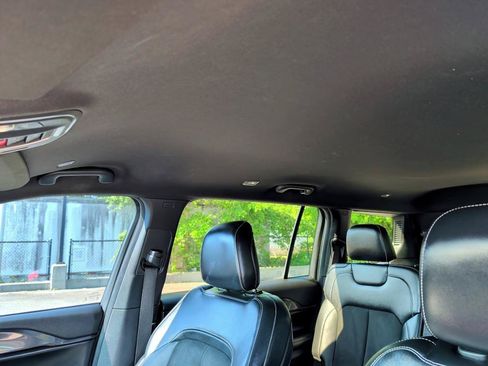 Used 2021 Jeep Grand Cherokee L Laredo AWD/4WD image 27