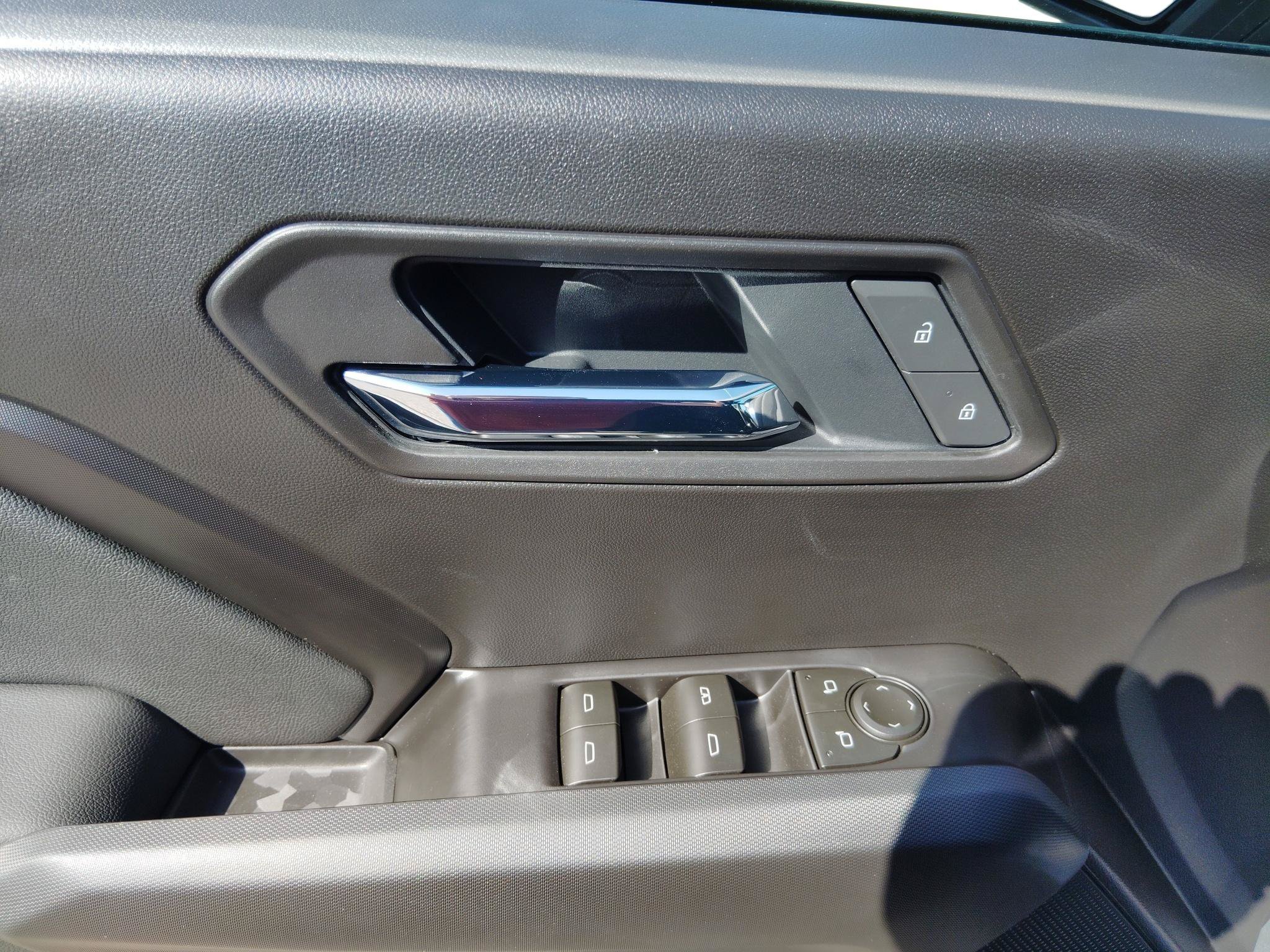 New 2026 Chevrolet Colorado LT w/ LT Convenience Package AWD/4WD image 14