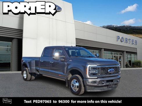 Certified 2023 Ford F350 Platinum image 1