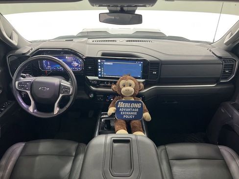 Used 2022 Chevrolet Silverado 1500 LT Trail Boss w/ LT Trail Boss Premium Package image 19