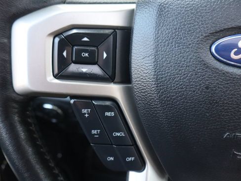 Used 2020 Ford F150 Lariat w/ Equipment Group 502A Luxury AWD/4WD image 30