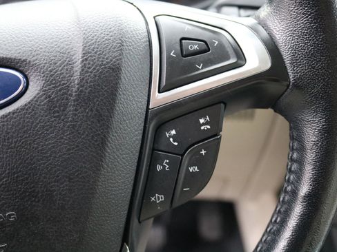 Used 2022 Ford Edge Titanium AWD/4WD image 21