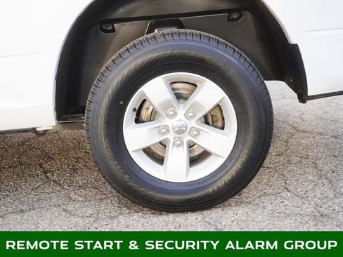 Used 2022 RAM 1500 Classic SLT w/ Electronics Convenience Group image 6