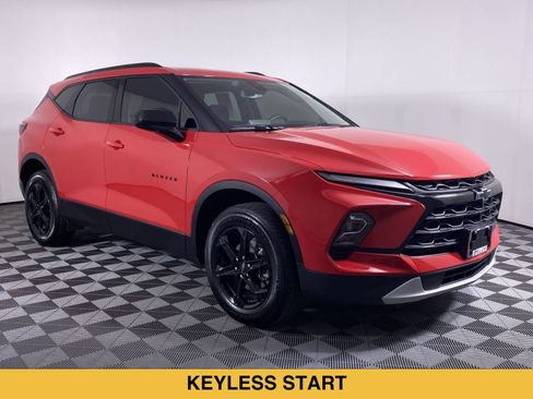 Certified 2024 Chevrolet Blazer LT w/ Convenience Package FWD image 19