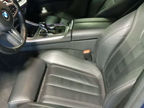 Used 2022 BMW X5 xDrive40i w/ M Sport Package image 10