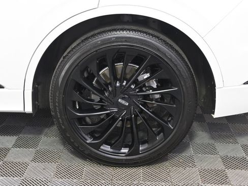 Used 2023 Lincoln Aviator Reserve w/ Equipment Group 201A AWD/4WD image 21