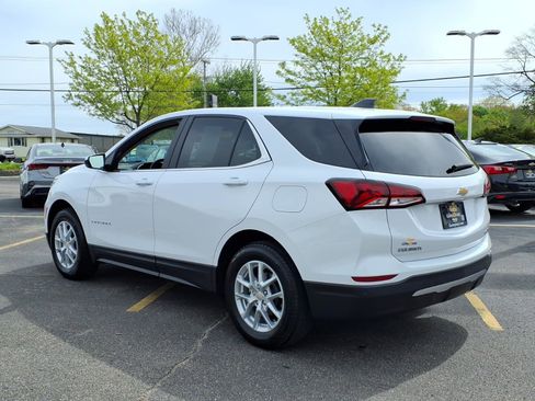 Used 2023 Chevrolet Equinox LT w/ Driver Convenience Package AWD/4WD image 9