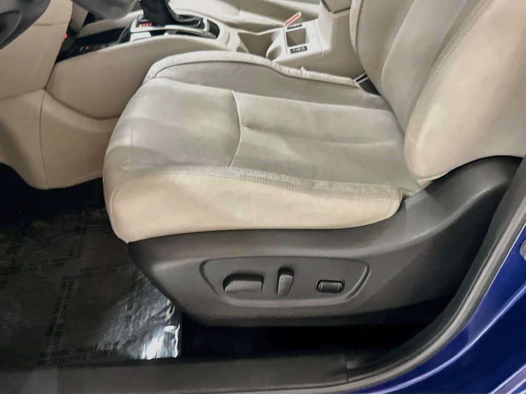 Used 2019 Nissan Rogue Sport SL FWD image 19