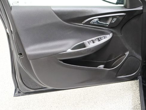 Used 2024 Chevrolet Malibu LT FWD image 12