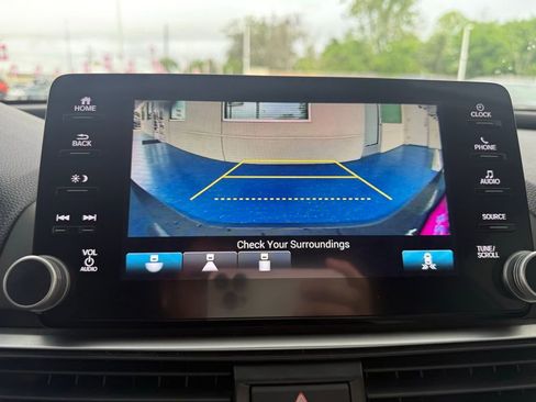 Used 2020 Honda Accord EX-L image 23