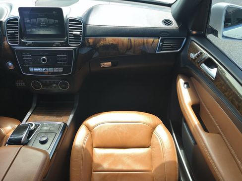 Used 2016 Mercedes-Benz GLE 400 4MATIC image 15