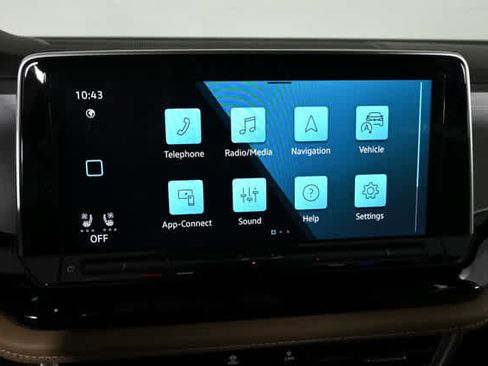 Used 2024 Volkswagen Atlas Cross Sport SE w/ Black Wheel Package AWD/4WD image 5