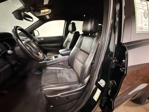 Used 2020 Jeep Grand Cherokee Altitude AWD/4WD image 12
